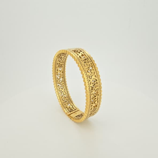 Elegant Gold Plated Filigree Bangle for Women