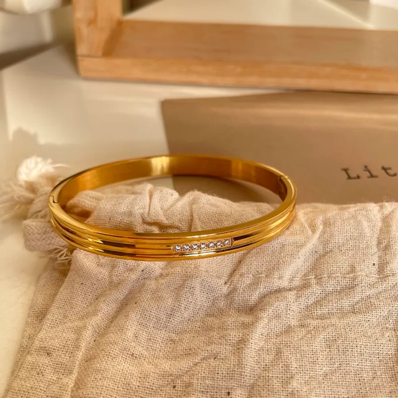 Saveen diamond bengal