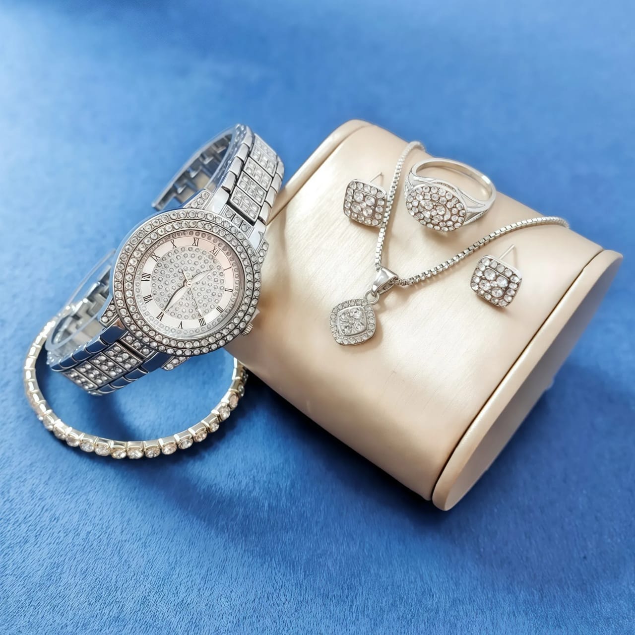 Women Diamond Watch & Bracelet Set